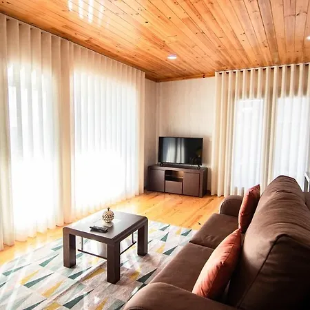 Bungalow T2 Com Piscina Privada A 5 Minutos Do Centro Do Geres - Retiro Dos Barbosas Vakantiehuis *