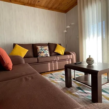 Vakantiehuis Bungalow T2 Com Piscina Privada A 5 Minutos Do Centro Do Geres - Retiro Dos Barbosas