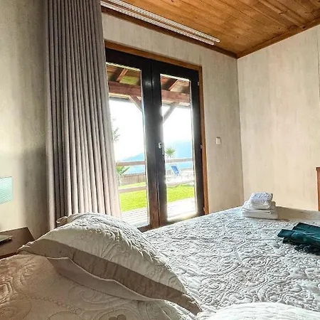 Vakantiehuis Bungalow T2 Com Piscina Privada A 5 Minutos Do Centro Do Geres - Retiro Dos Barbosas *